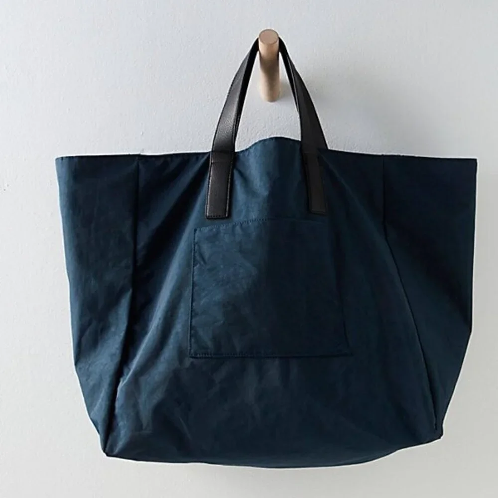 Free People Nwot Holms Recycled Reversible Nylon Tote In Midnight Blue - Picture 2 of 7